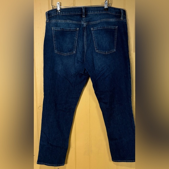 Old Navy Mid Rise Wow Boyfriend - Picture 2 of 3